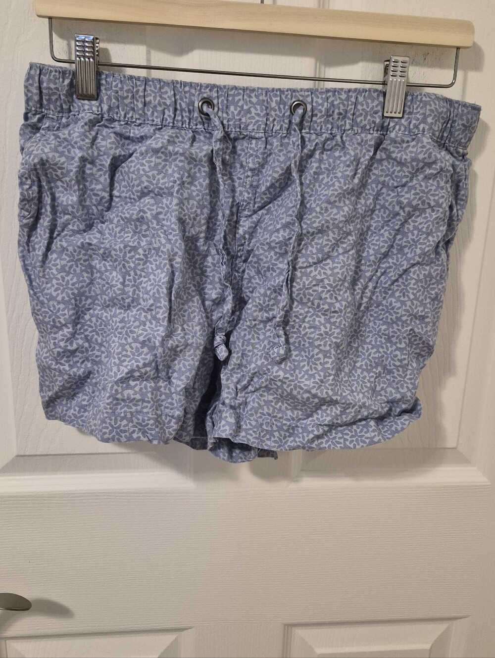 Sigrid Olsen Light Blue Floral Athletic Shorts 100% Linen